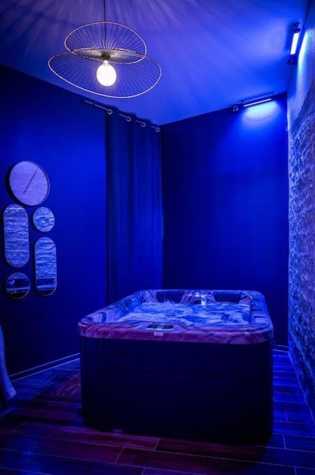 Love Room Spa Privatif Villefranche-sur-Saône Exterior photo