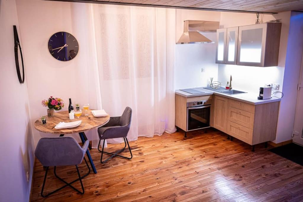 Love Room Spa Privatif Villefranche-sur-Saône Exterior photo