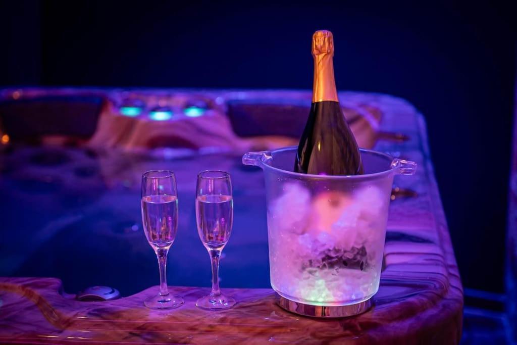 Love Room Spa Privatif Villefranche-sur-Saône Exterior photo